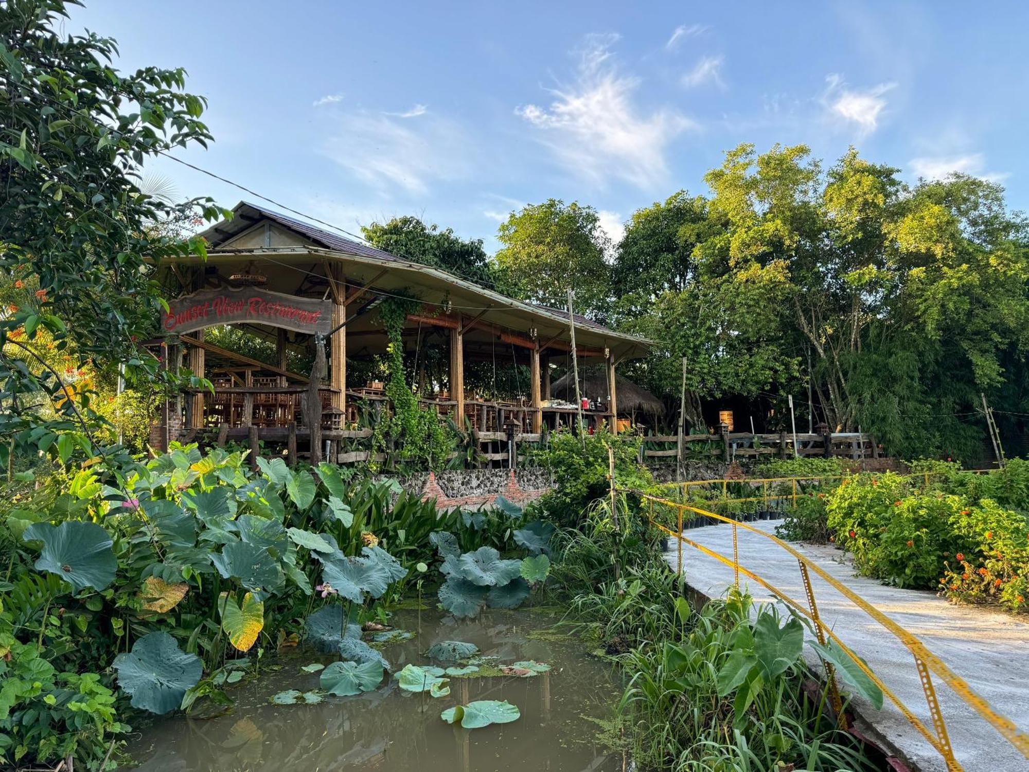 Bamboo Eco Village Can Tho Exterior foto