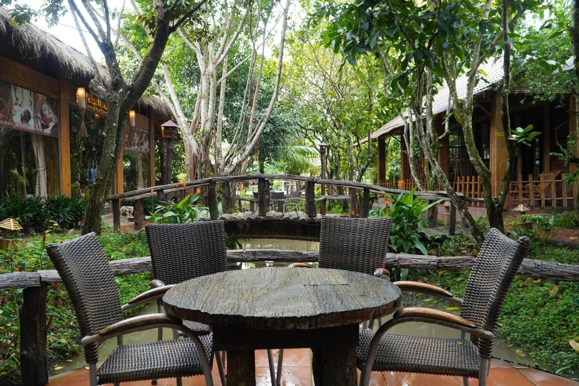 Bamboo Eco Village Can Tho Exterior foto